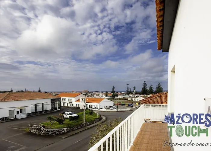 Oslar Santa Cruz da Graciosa